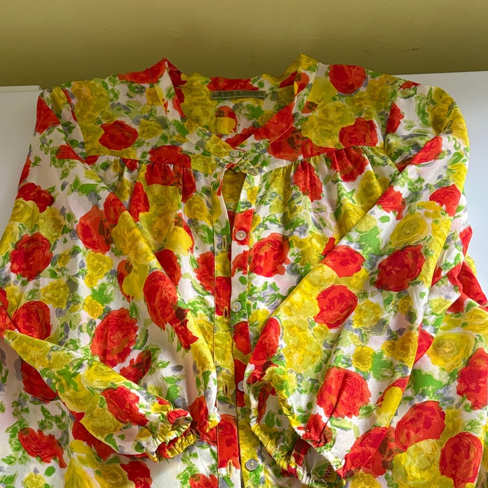 Velvet Brand Floral 100% Silk Button-down Blouse Size M